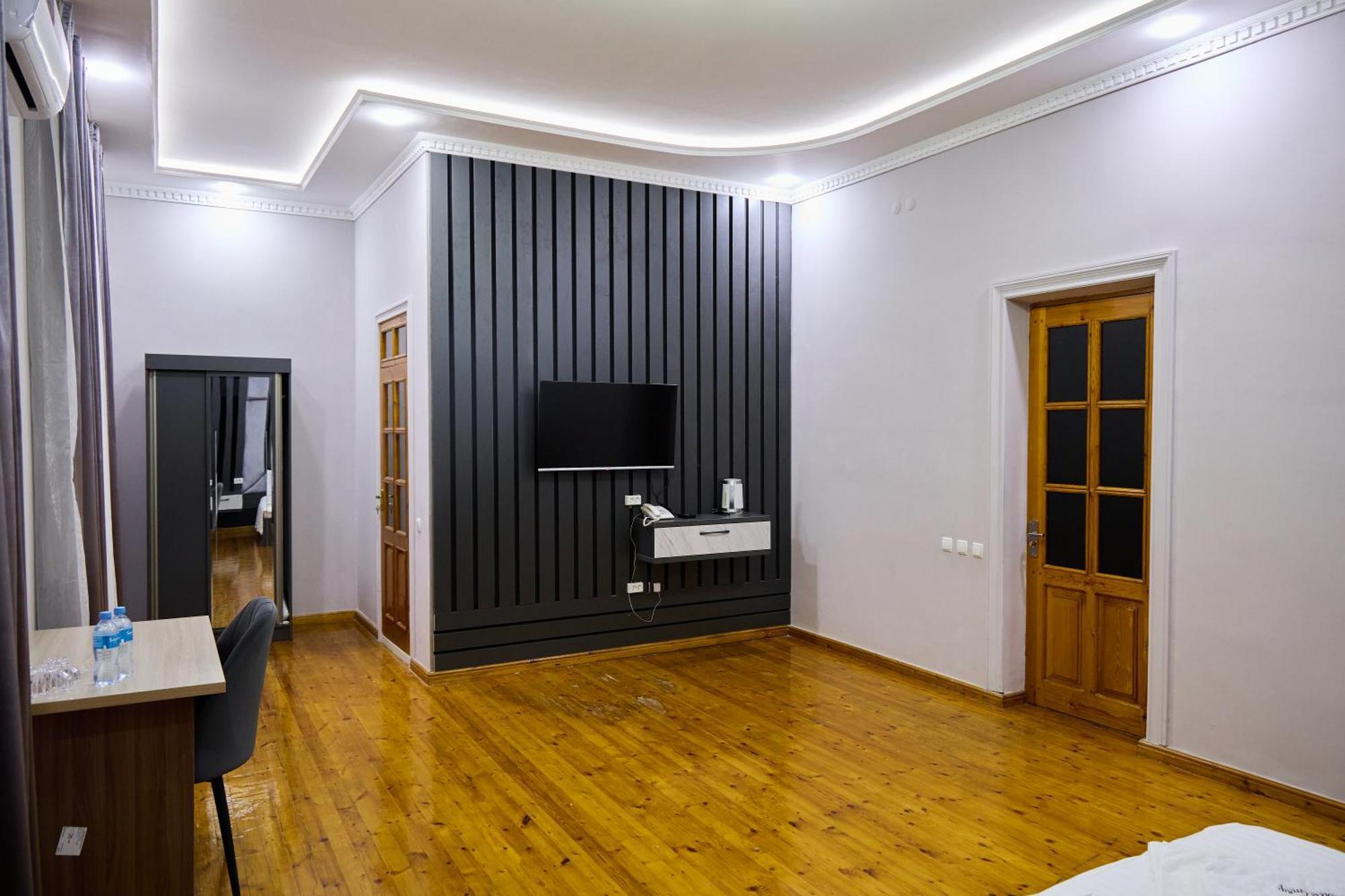 Art Garden Hotel Tashkent Room photo